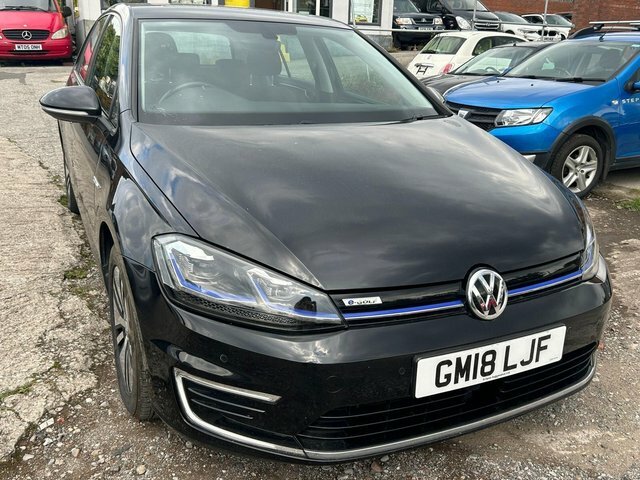 Volkswagen e-Golf 35.8Kwh E-golf Black
