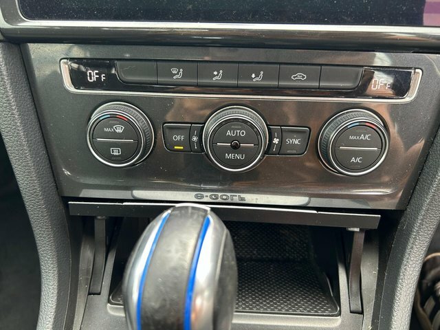 Volkswagen e-Golf E-golf White #13