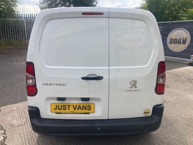 Peugeot Partner Mpv ML20GYO White #4