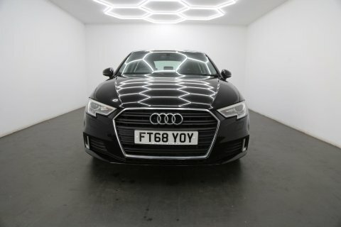 Audi A3 1.5 Tfsi Cod FT68YOY Black #2