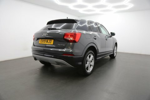 Audi Q2 1.0 Tfsi 30 EX19WJO Grey #4