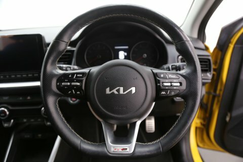 Kia Stonic Hatchback #8
