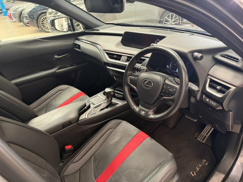 Lexus UX 2L F Sport Grey