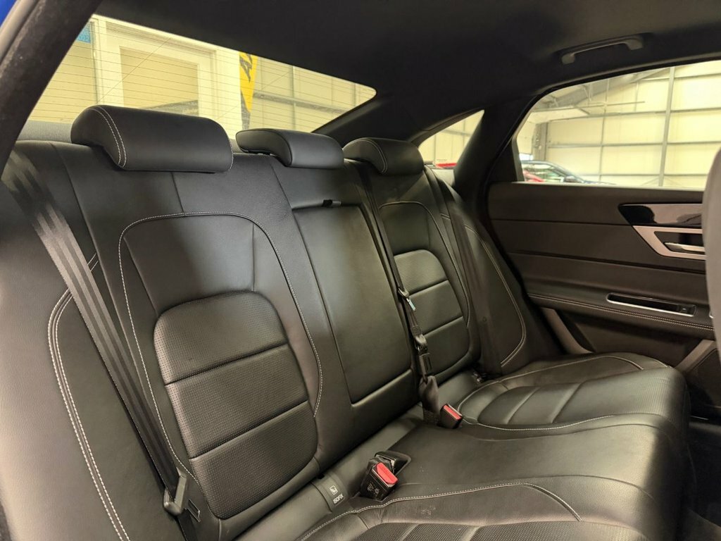 Jaguar XF 2L R-sport Blue #6