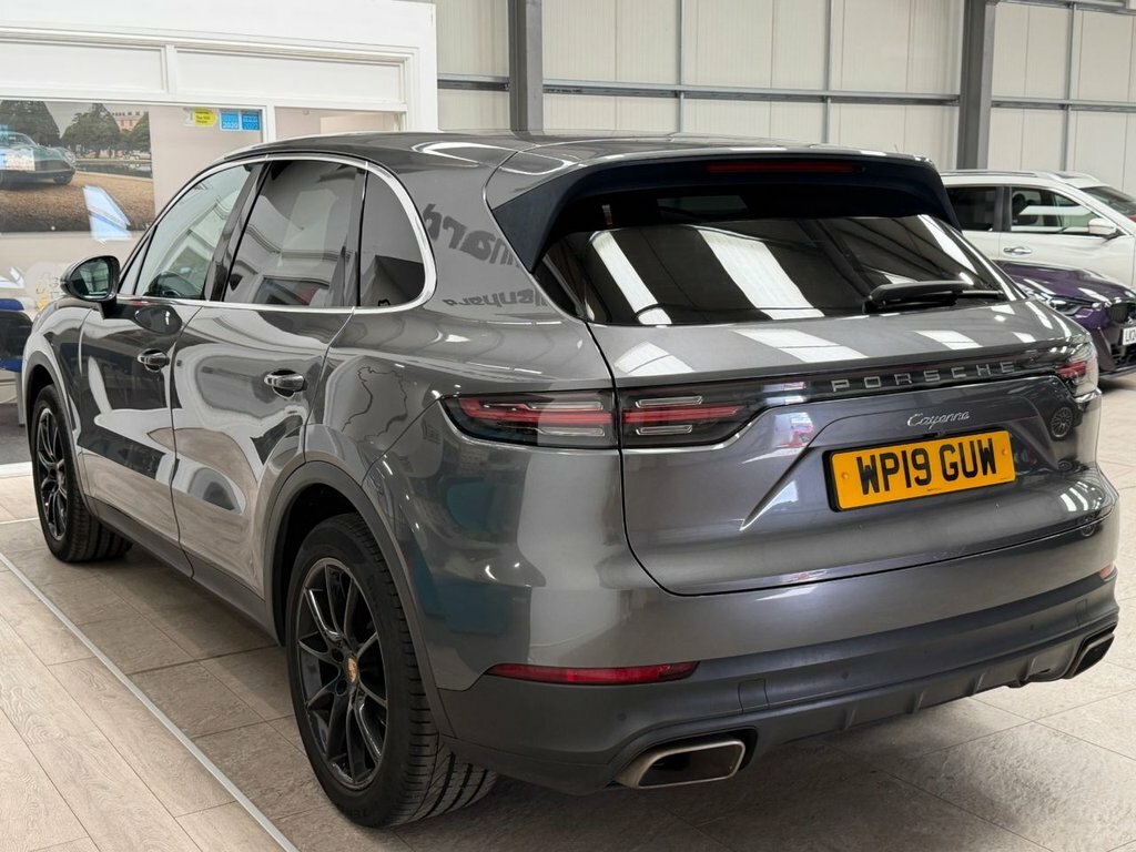 Porsche Cayenne 3L Null Black #17