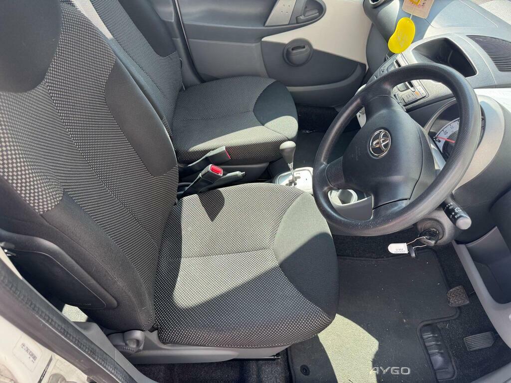 Toyota Aygo 1L Blue Blue #10