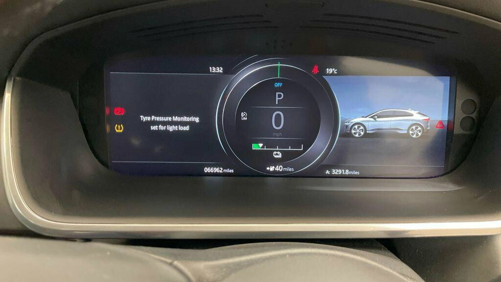 Jaguar I-Pace I-pace Ev400 Se Black #11