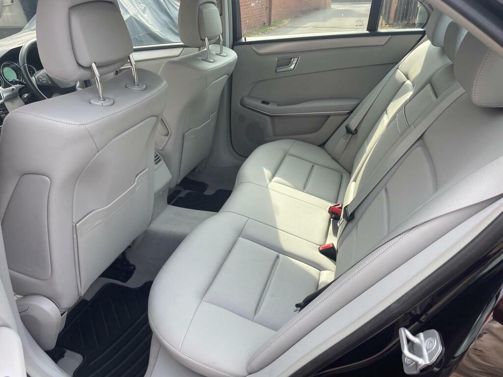 Mercedes-Benz E Class 3.0 E350 Cdi V6 Black #11