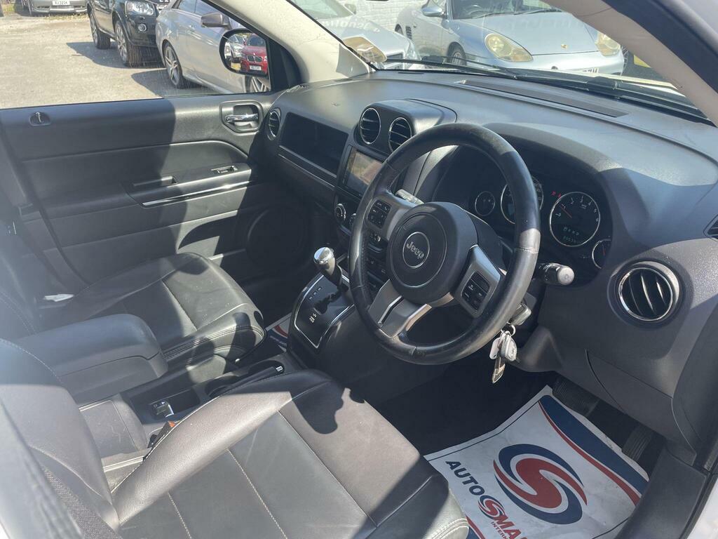Jeep Compass Suv White #8