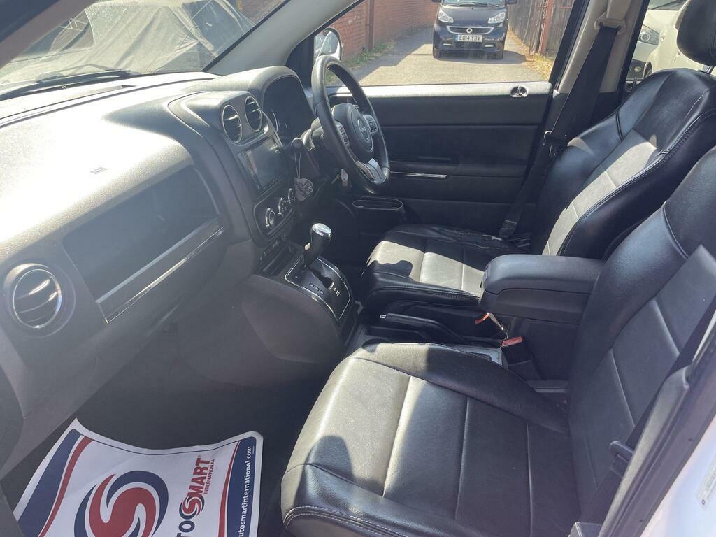 Jeep Compass Suv White #10