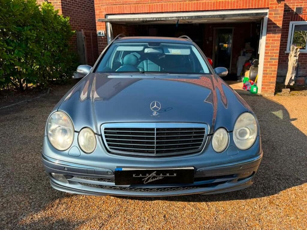 Mercedes-Benz E Class E320 Cdi Avantgarde 7 Seats,rear Dvd Tv Blue #3