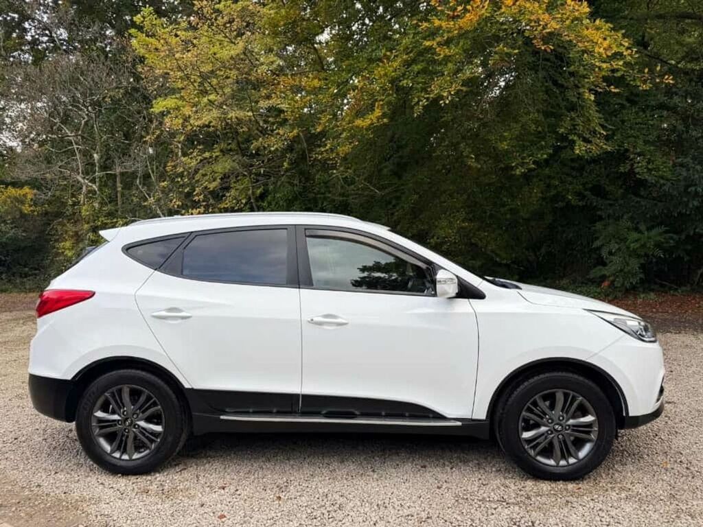 Hyundai Ix35 Crdi Se Nav Full Spec,sat Nav Fsh White #3