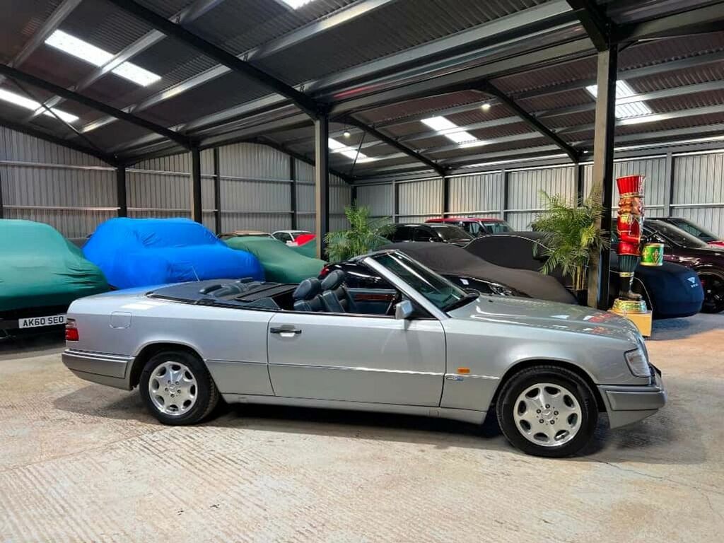 Mercedes-Benz E Class 3.2 E320 Cabriolet 3199Cc Big Spec, Rare E Silver #3