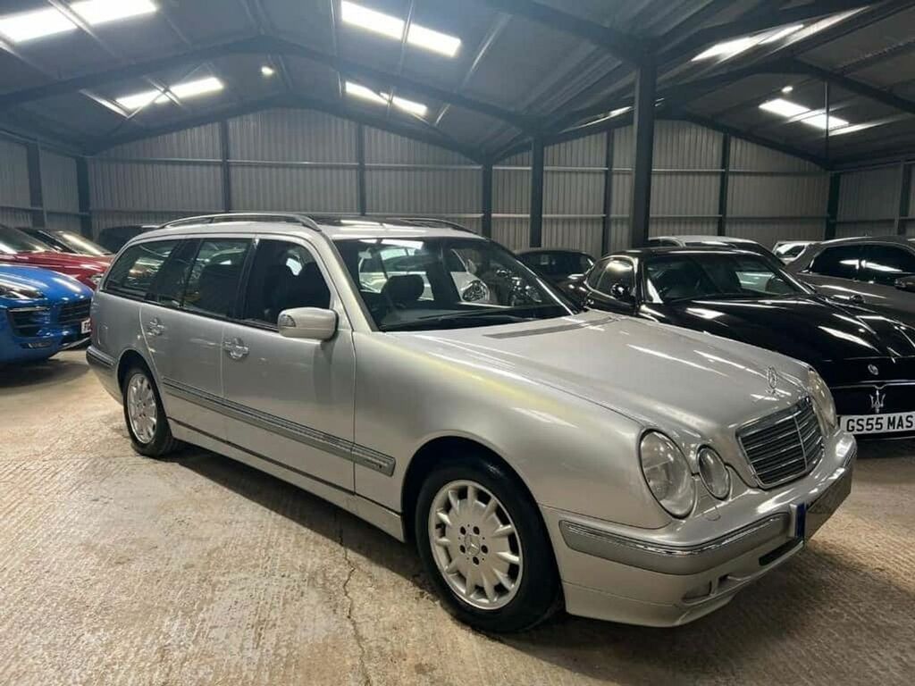 Mercedes-Benz E Class Saloon Silver #12