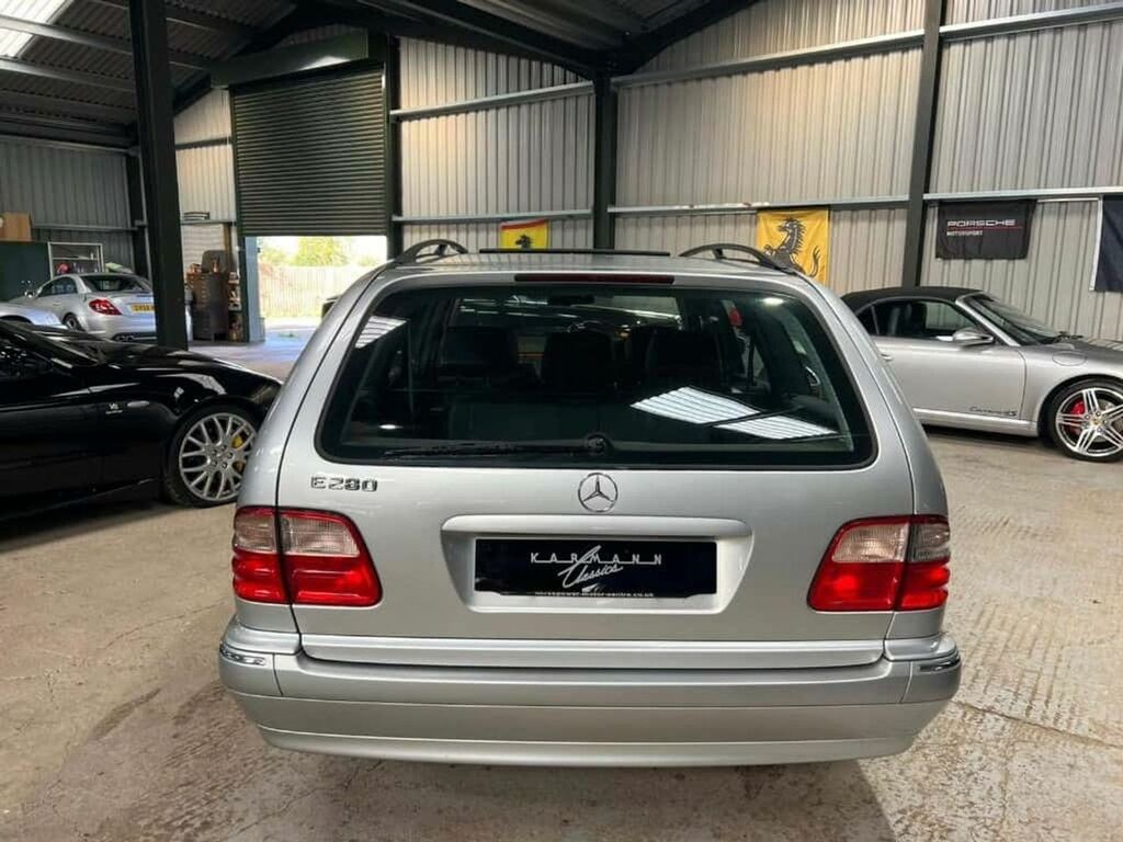 Mercedes-Benz E Class Saloon Silver #5