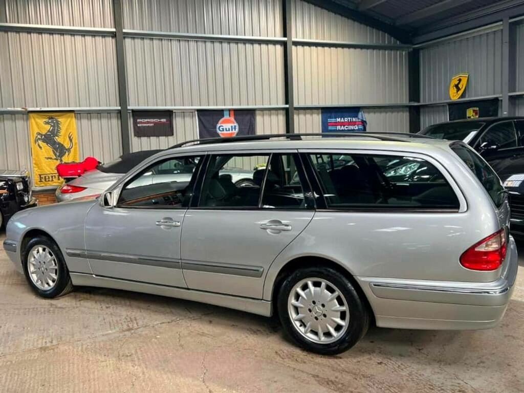 Mercedes-Benz E Class Saloon Silver #8
