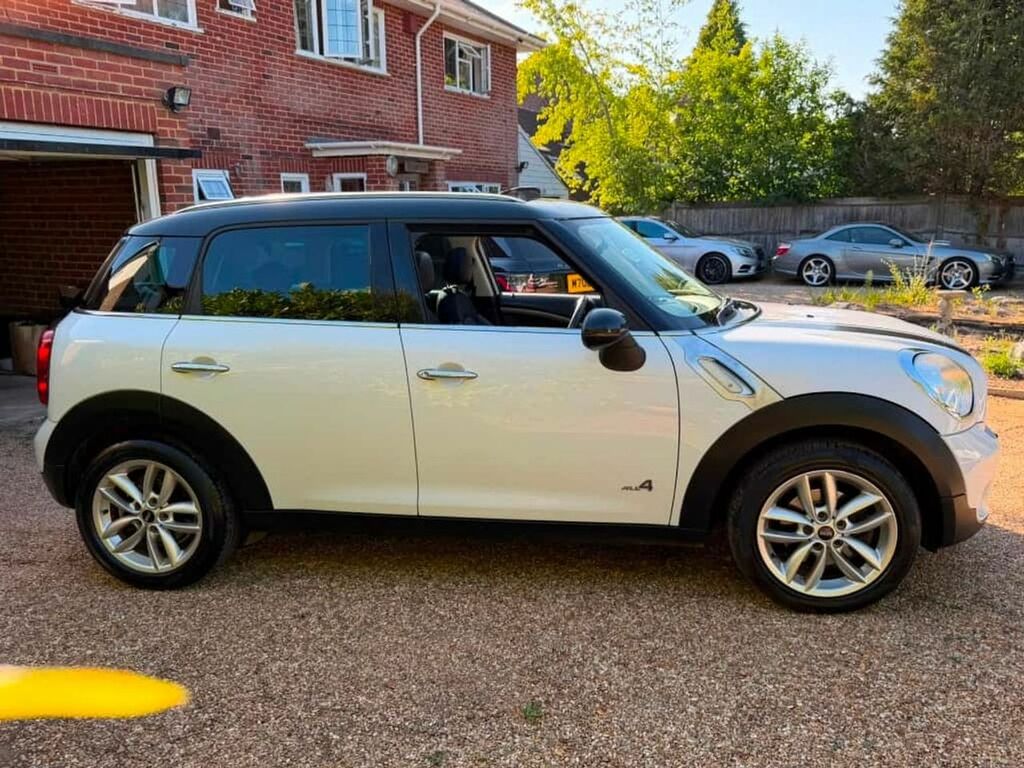 Mini Countryman Cooper D All4 One Owner,fsh,pan Roof Leather WJ63OCD White #3