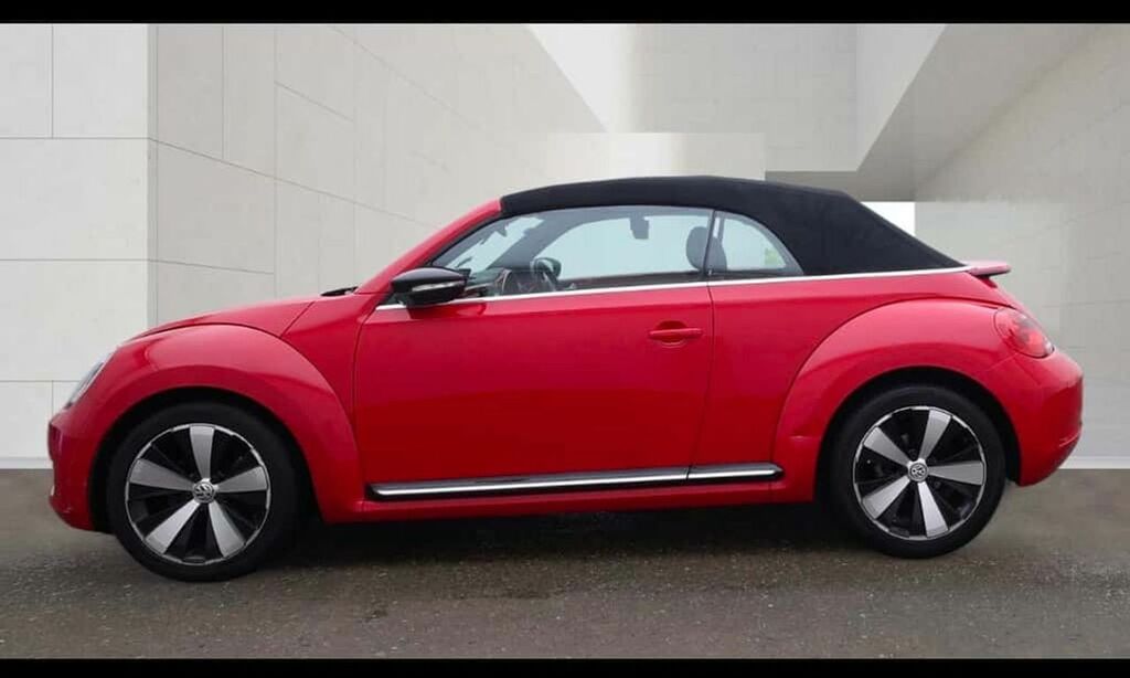 Volkswagen Beetle Hatchback Black #10