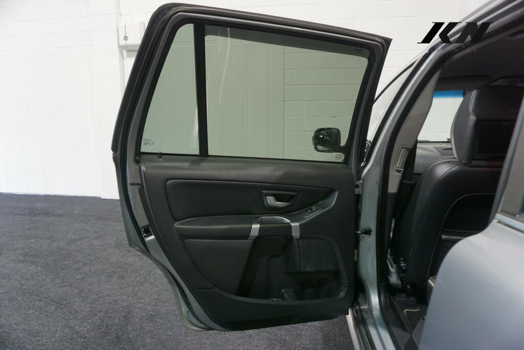 Volvo XC90 Active Black #25