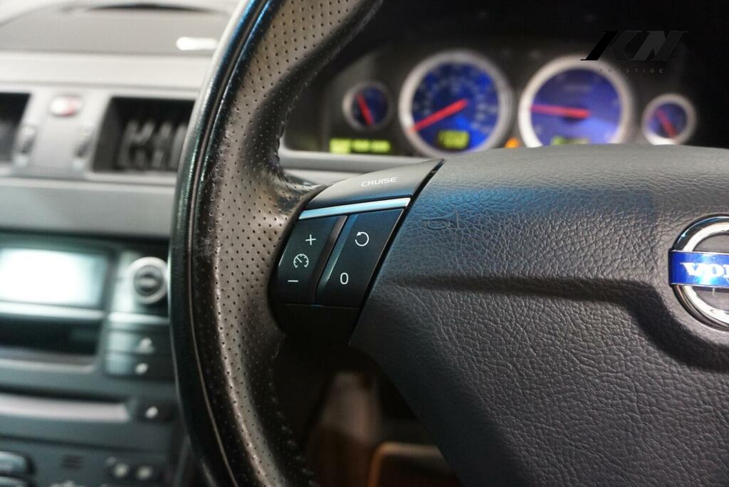 Volvo XC90 Active Black #18