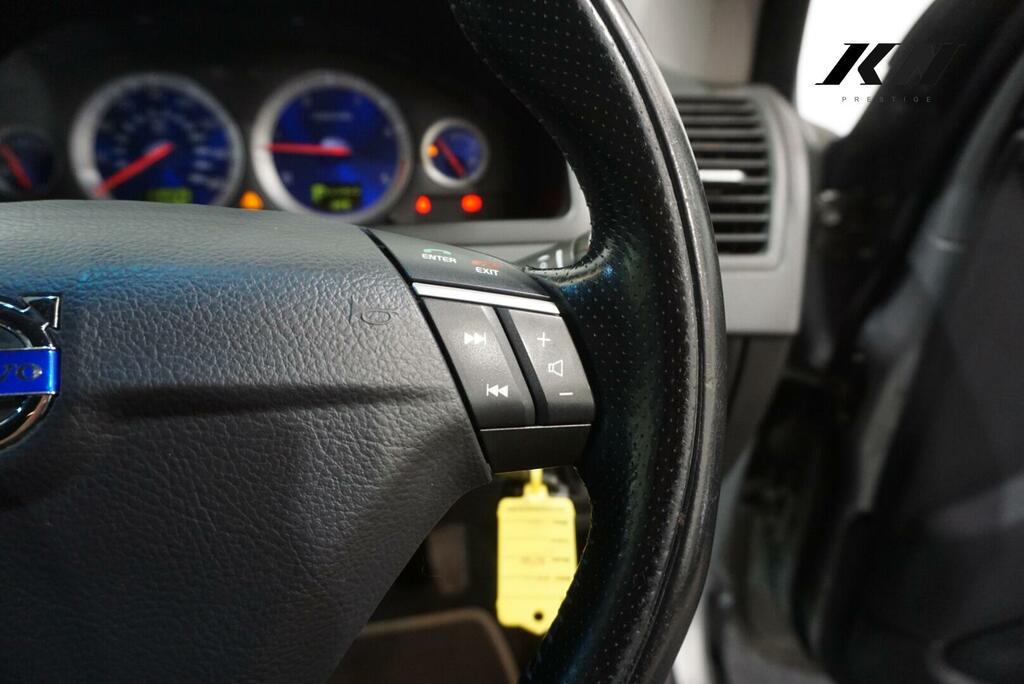 Volvo XC90 Active Black #17