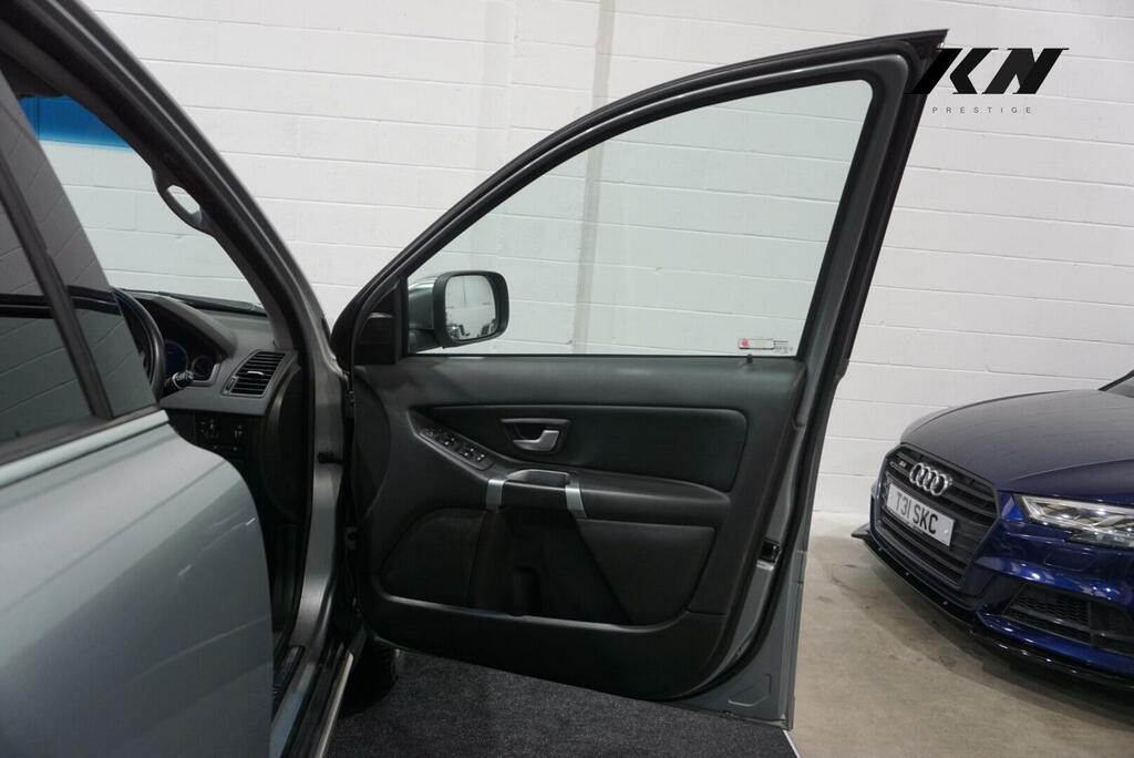 Volvo XC90 Active Black #23