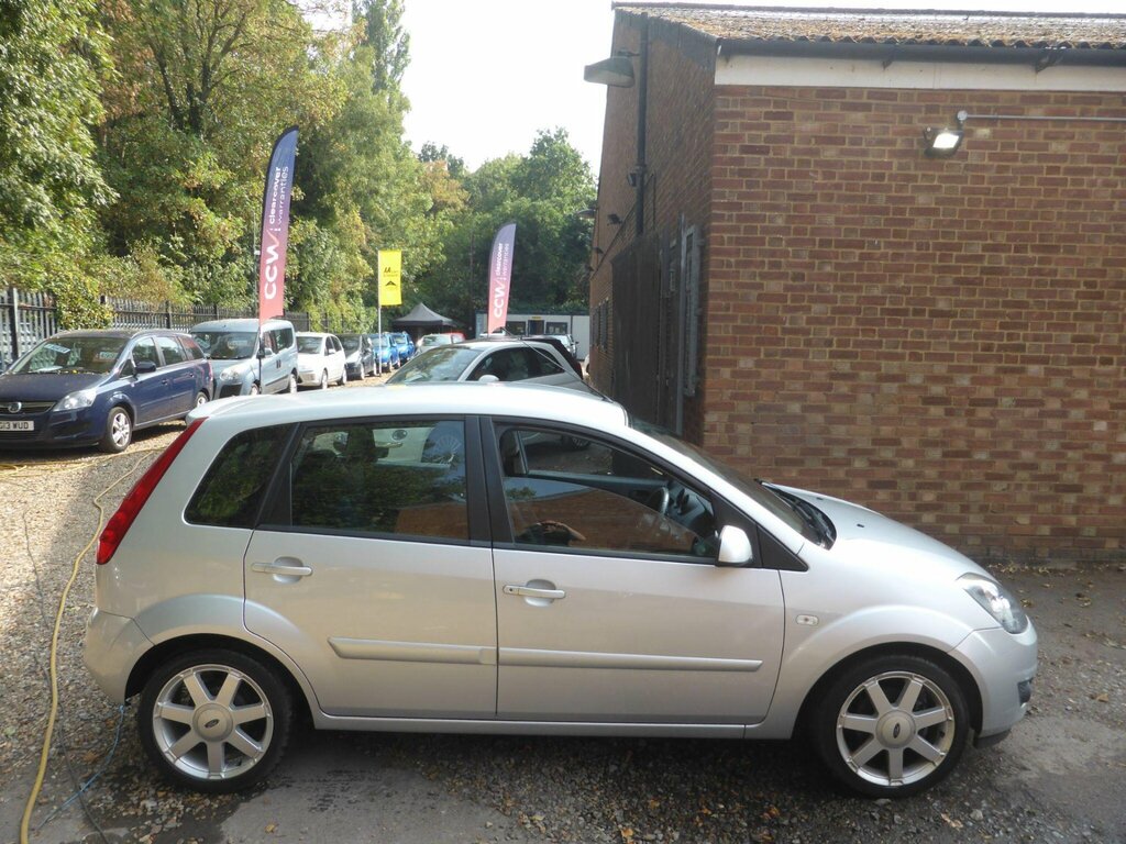 Ford Fiesta 1.25 Zetec Blue Edition Silver #3