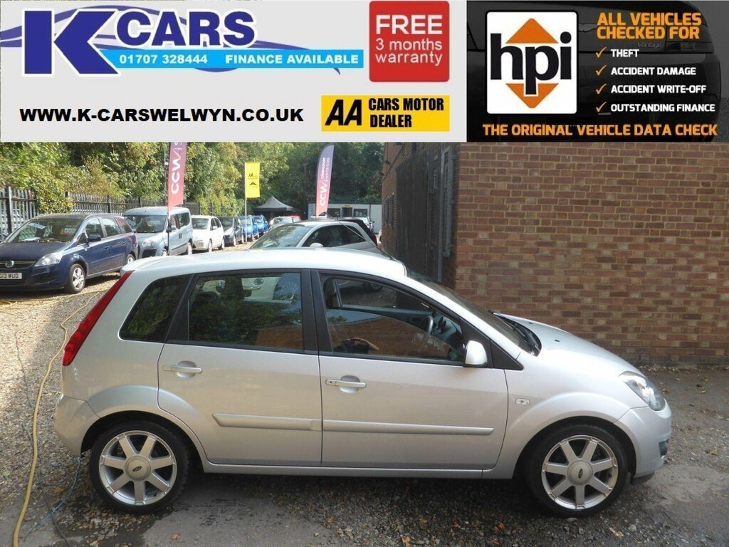 Ford Fiesta 1.25 Zetec Blue Edition Silver