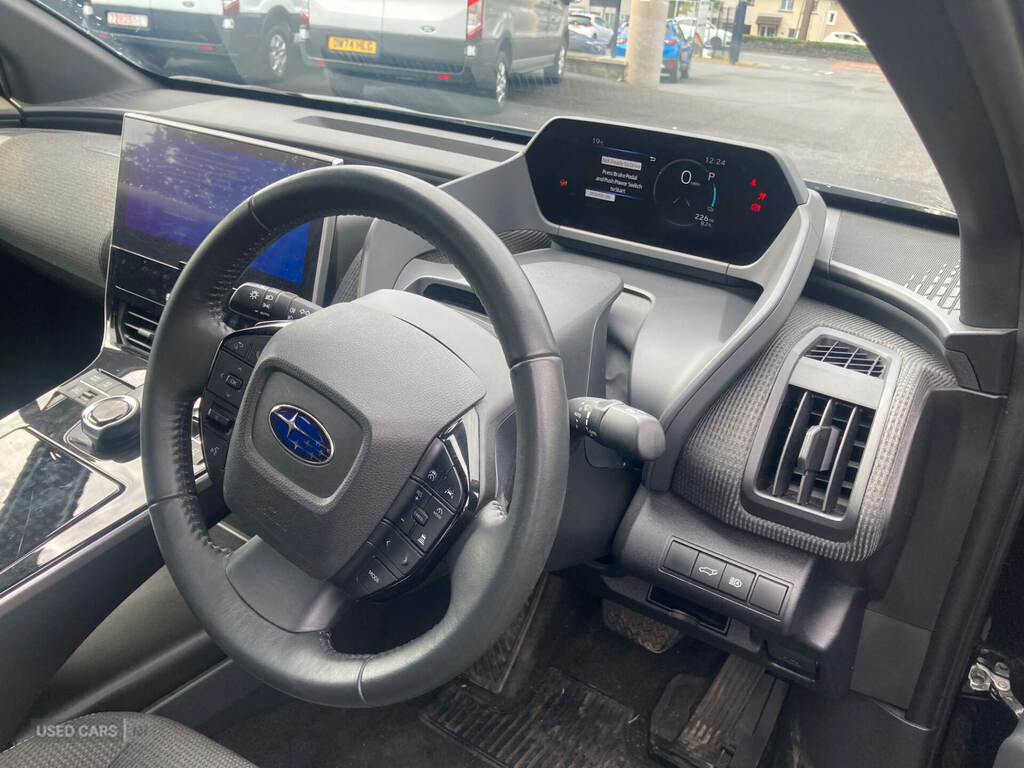 Subaru Solterra 150Kw Limited 71.4Kwh Awd Black #4