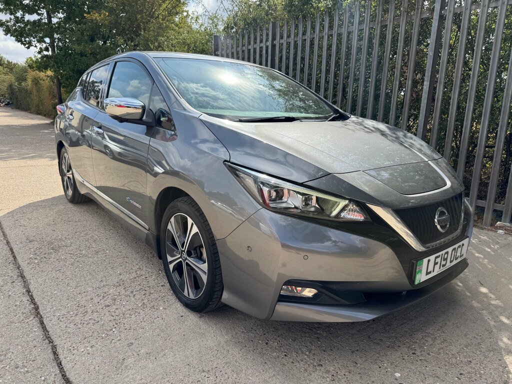 Nissan Leaf 40Kwh Tekna Hatchback 150 Ps Grey
