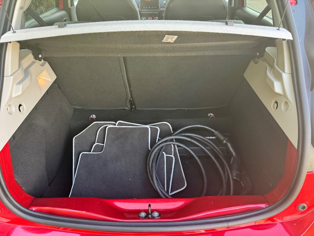 Renault Zoe Gt Line Red #14