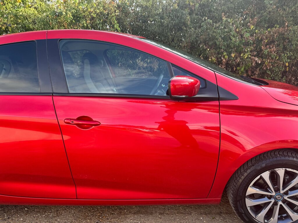 Renault Zoe Gt Line Red #11