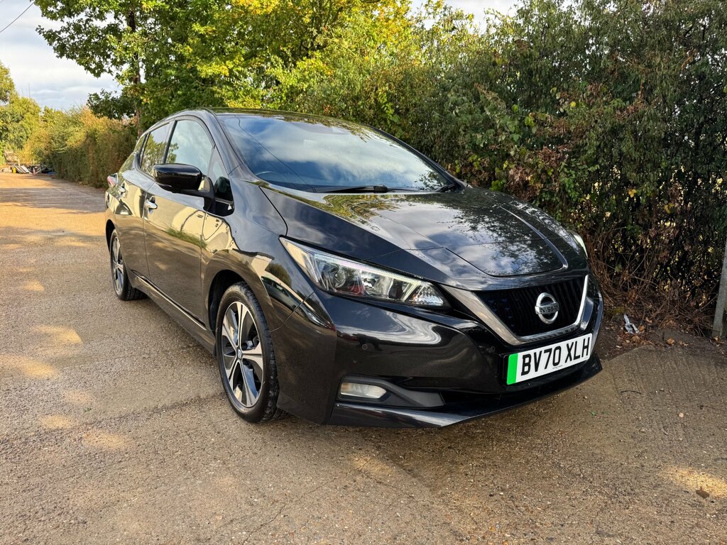 Nissan Leaf 40Kwh N-connecta Hatchback 150 Black