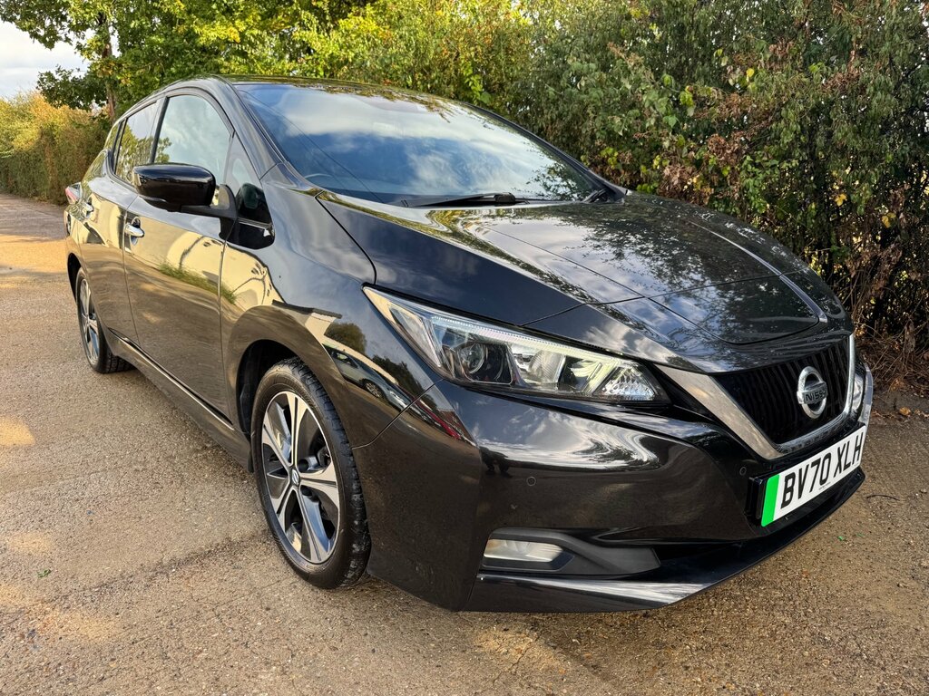 Nissan Leaf 40Kwh N-connecta Hatchback 150 Black #6