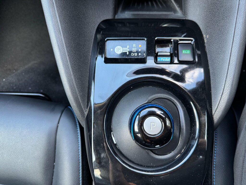 Nissan Leaf Leaf E N-connecta Silver #43