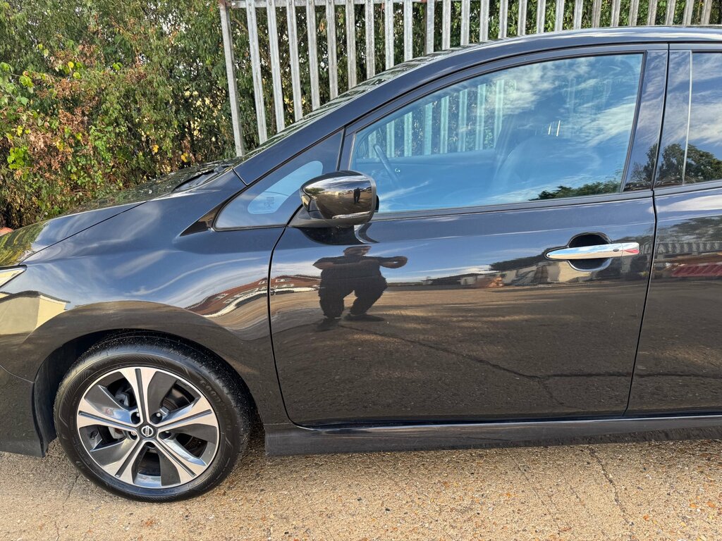 Nissan Leaf Leaf E N-connecta Silver #26