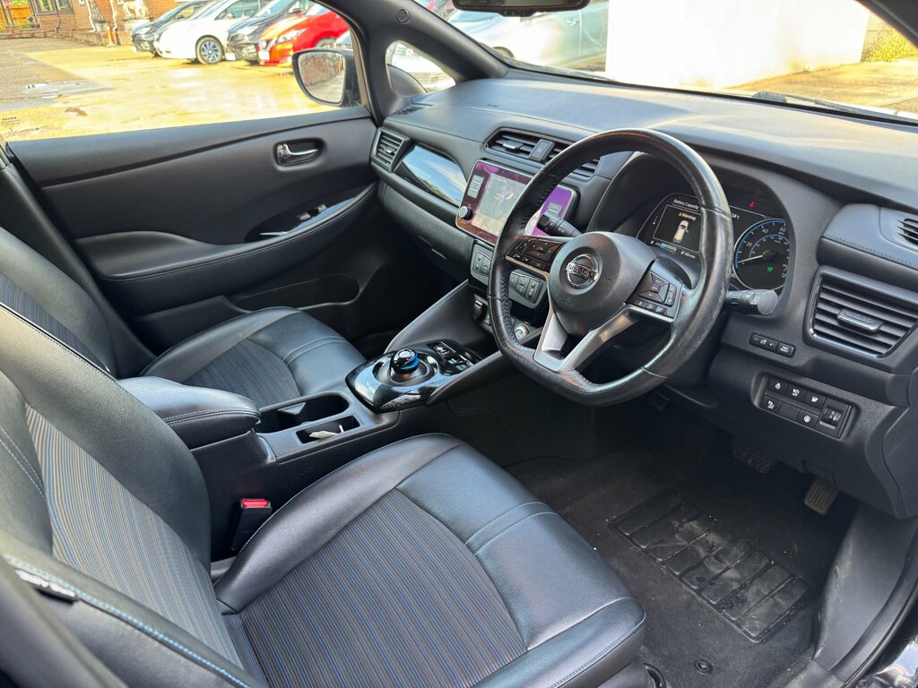 Nissan Leaf Leaf E N-connecta Silver #41