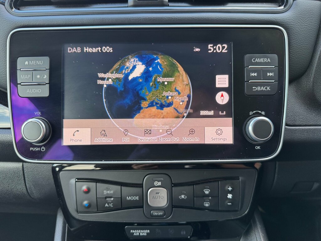 Nissan Leaf Leaf E N-connecta Silver #40