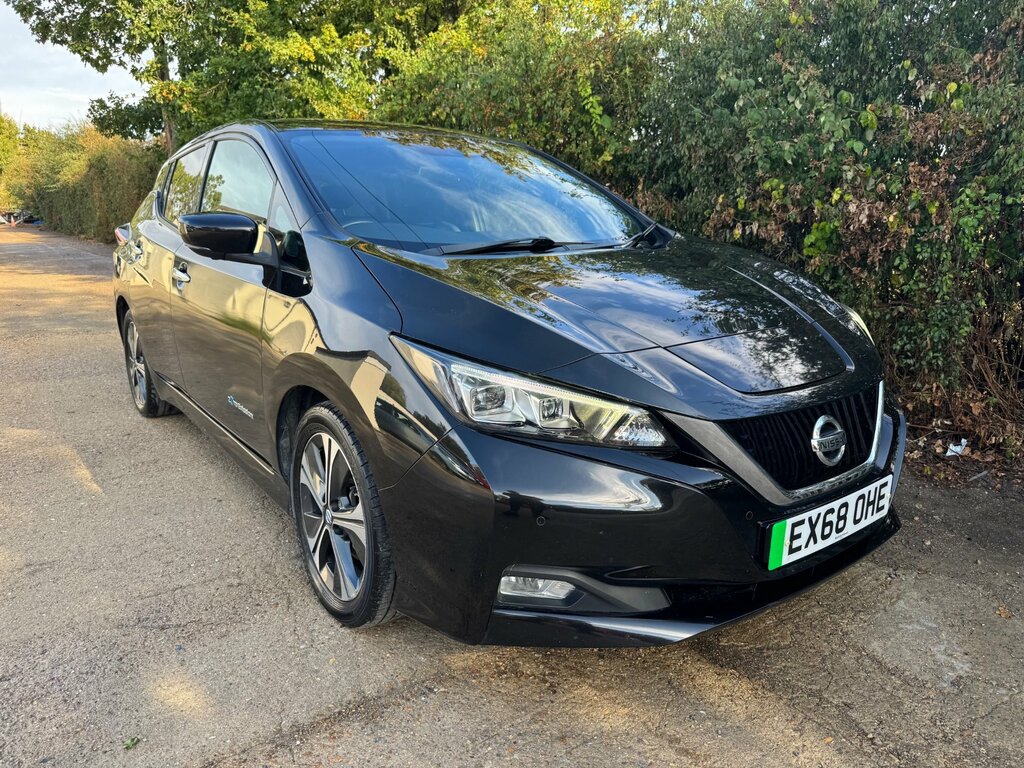 Nissan Leaf 40Kwh Tekna Hatchback 150 Ps Black