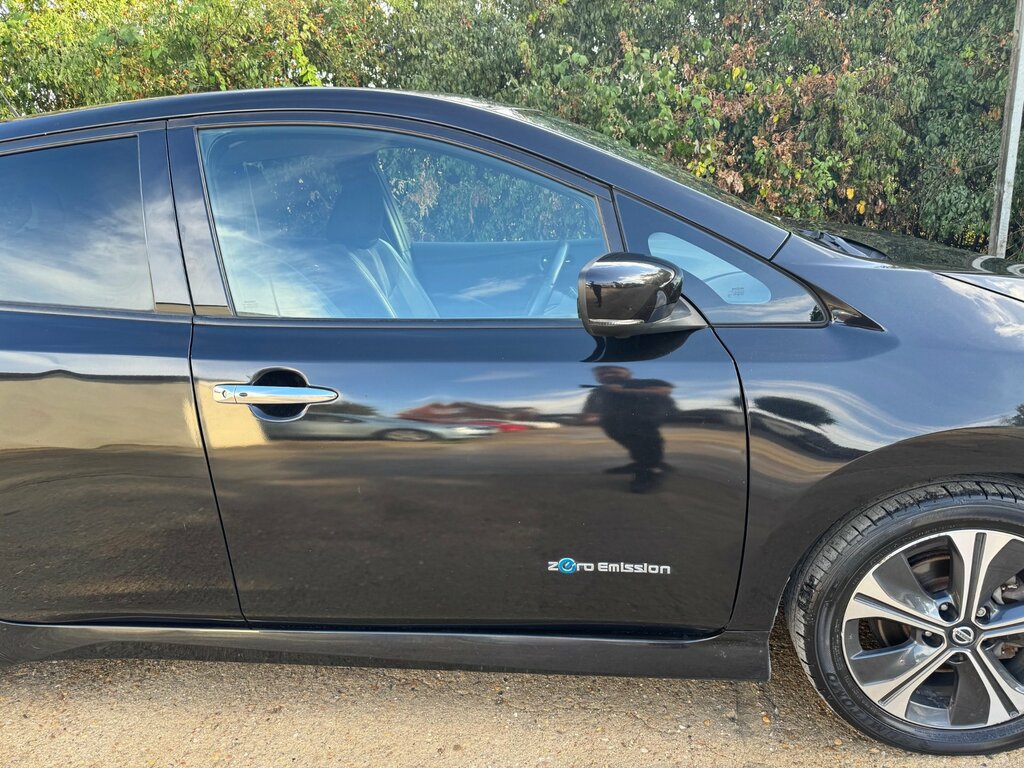 Nissan Leaf Leaf 2.Zero Black #8