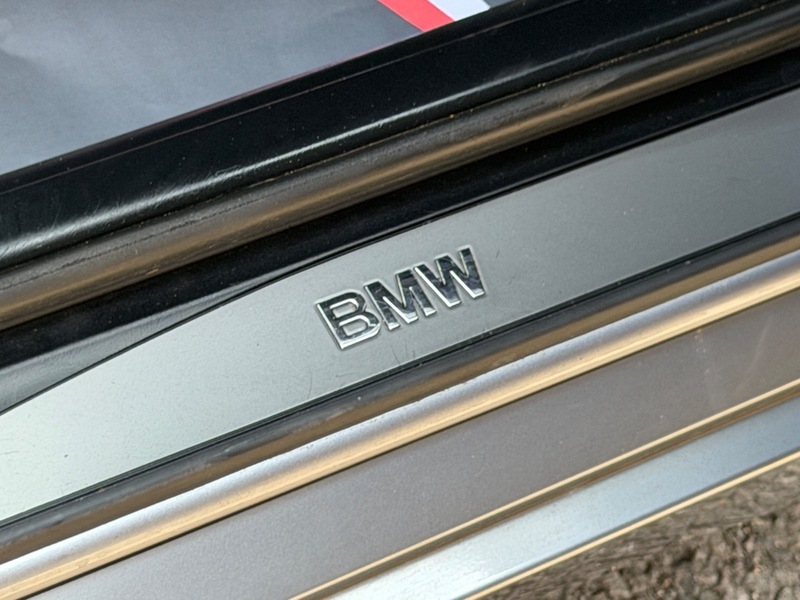 BMW 5 Series 523I Se Blue #48