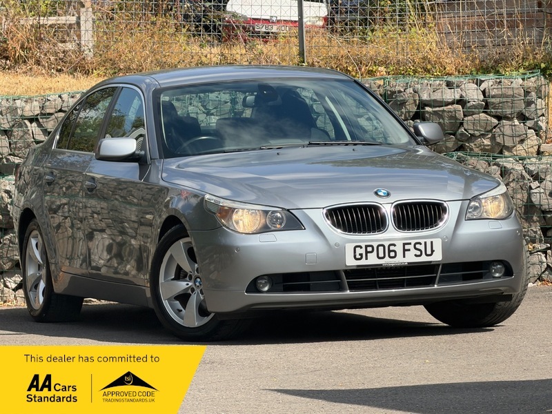 BMW 5 Series 523I Se Blue #1