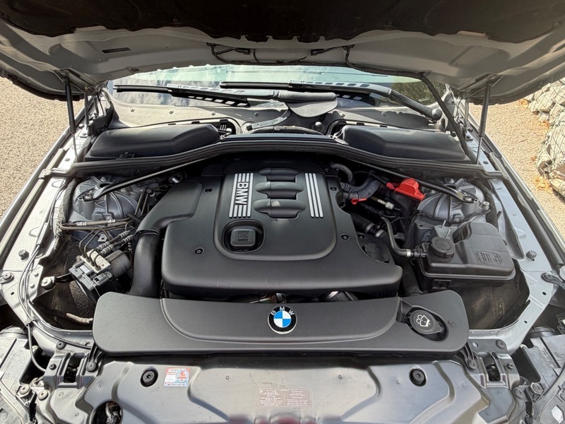 BMW 5 Series 523I Se Blue #19