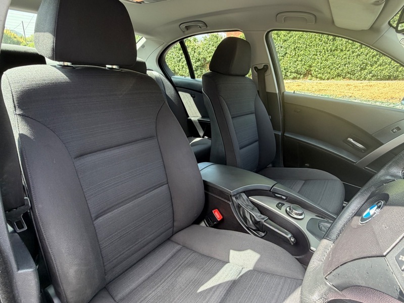 BMW 5 Series 523I Se Blue #9
