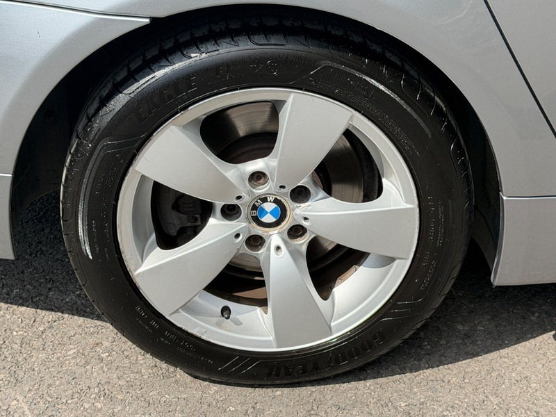 BMW 5 Series 523I Se Blue #12
