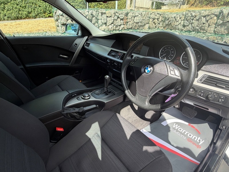 BMW 5 Series 523I Se Blue #16
