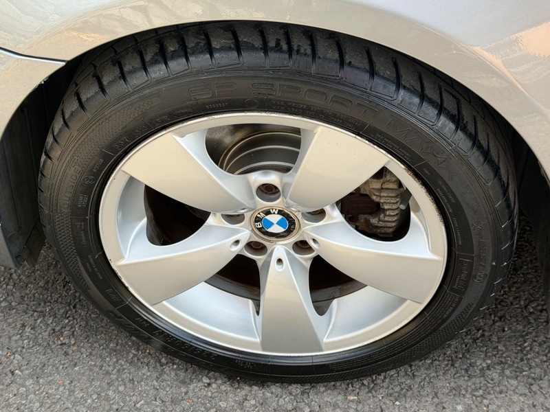 BMW 5 Series 523I Se Blue #14