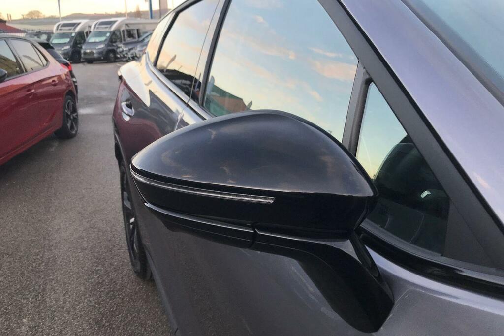 Omoda 5 Hatchback Blue #16