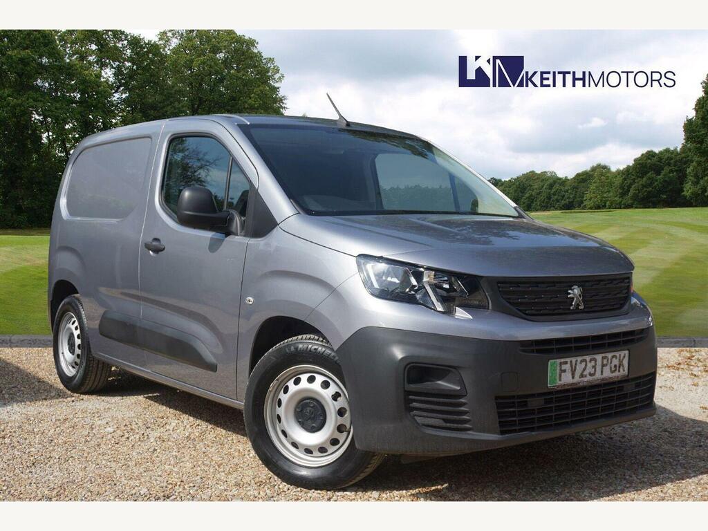 Peugeot E-Partner 800 50Kwh Professional Premium Standard Panel Va