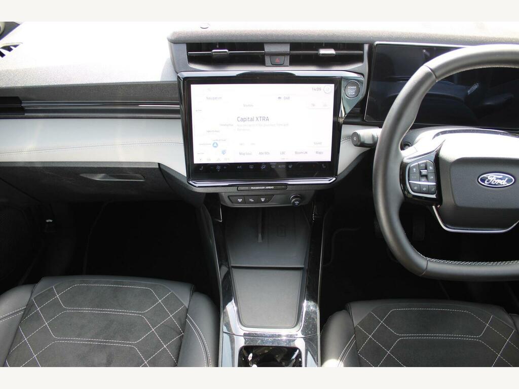 Ford Puma Standard Range 43Kwh Premium #6